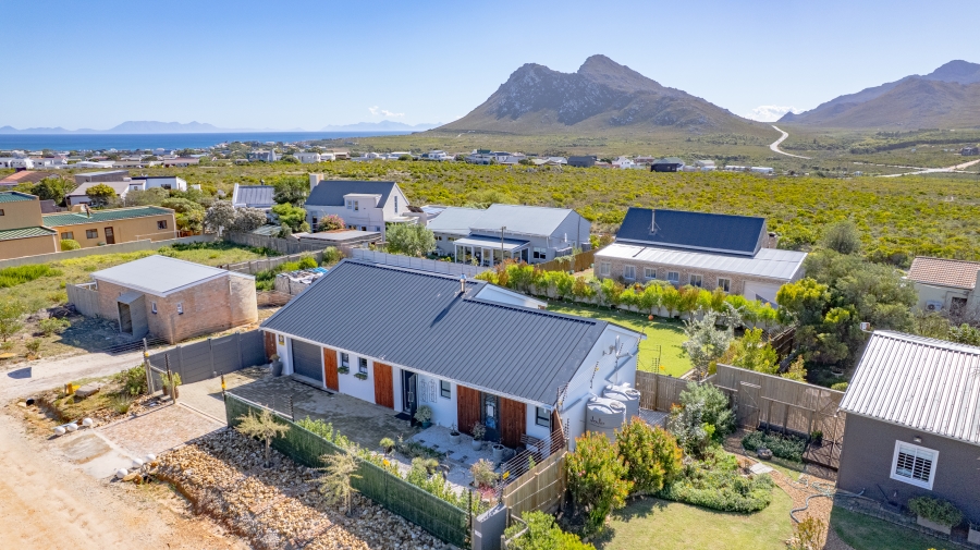 2 Bedroom Property for Sale in Pringle Bay Western Cape